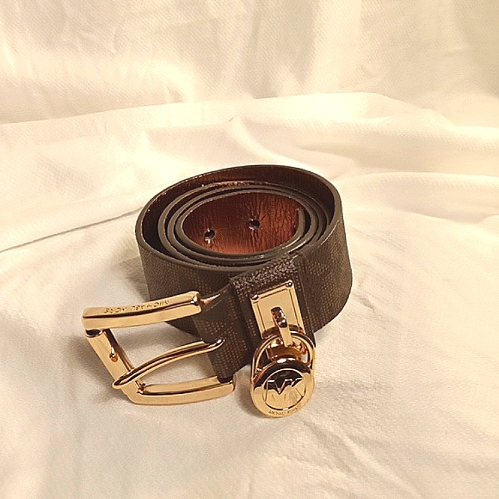 Michael Kors belt